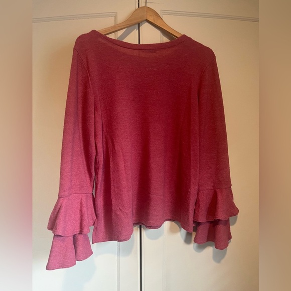 Women’s Jodifl Soft Bell Sleeve Top - Picture 2 of 3